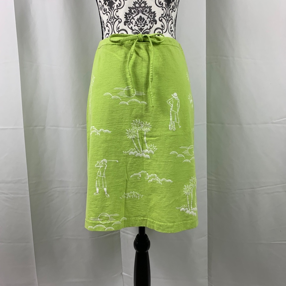 Women’s M. MAC skirt Golf themed size S Green